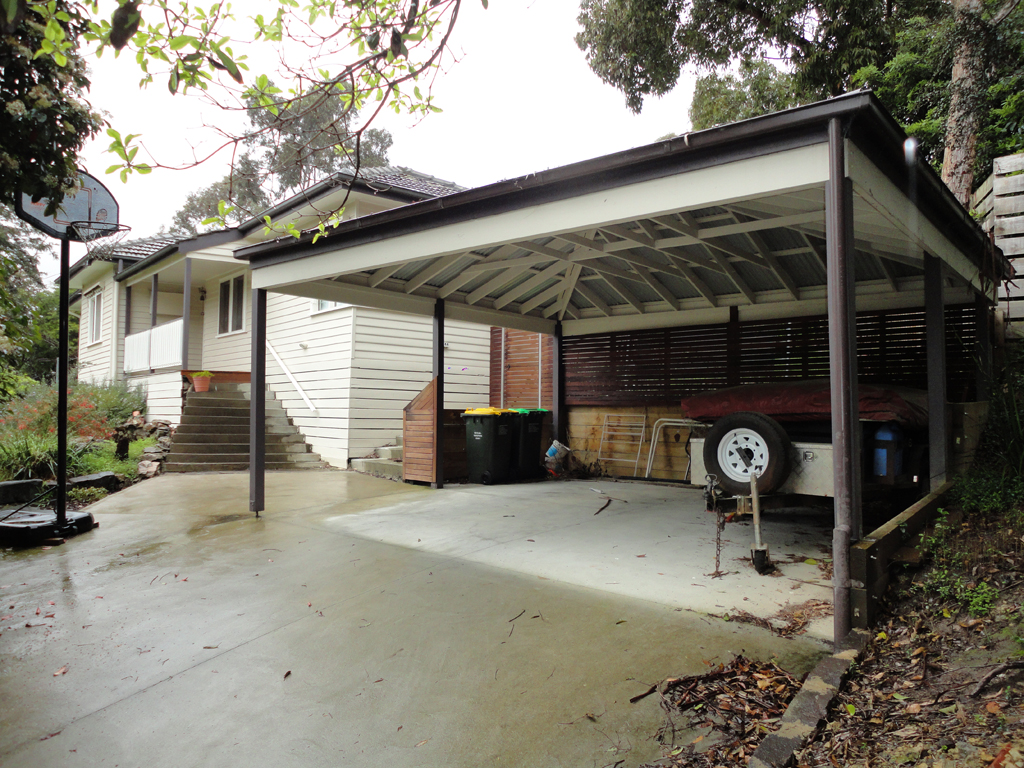 JB Construction Services Pty Ltd sloping site parking and outdoor living - carport, decking - carport view photo image