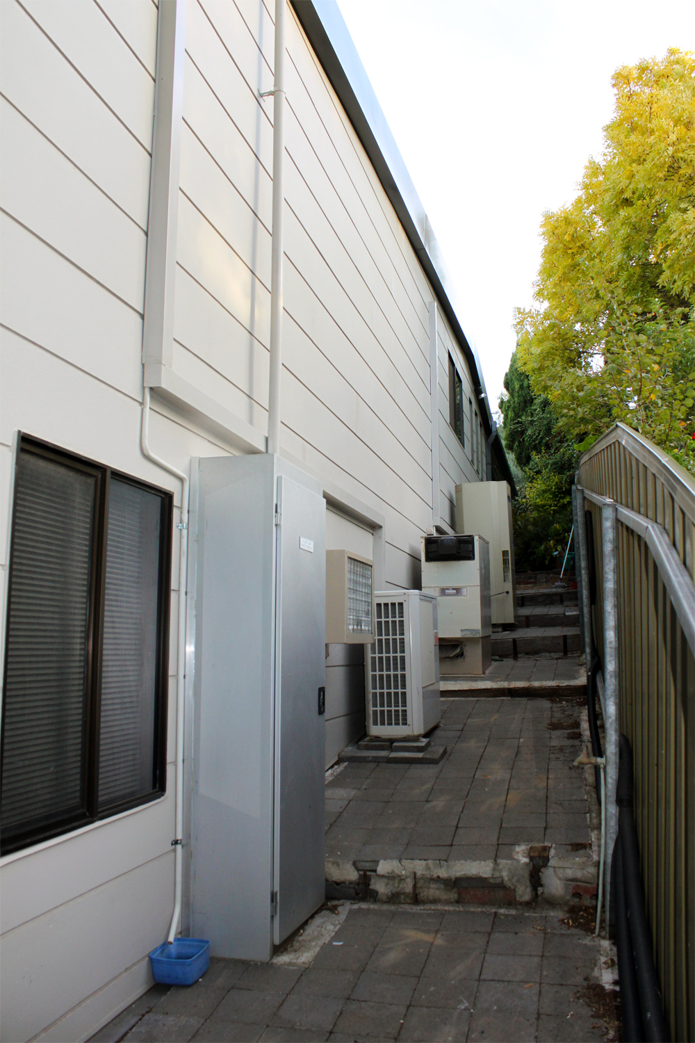 jbcs Renovation Project - rejuvenation of a post modern design - Completion photos 07